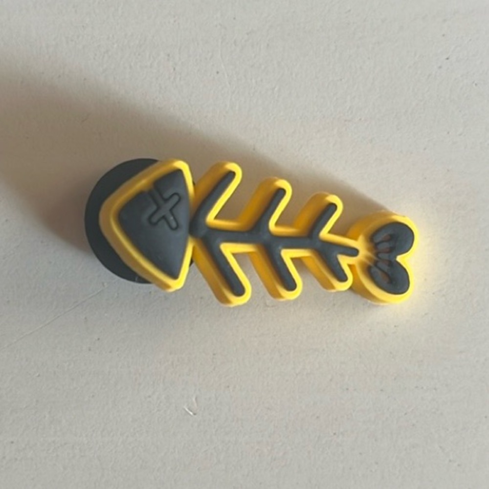 CAT CROC CHARM
